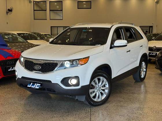 KIA SORENTO 2.4 16V GASOLINA EX 4WD AUTOMÁTICO KIA SORENTO 2.4 16V GASOLINA EX 4WD AUTOMÁTICO